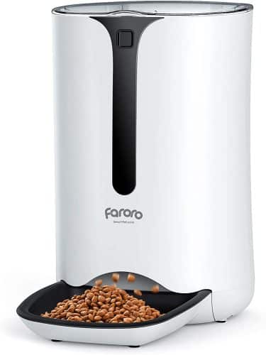 Distributeur automatique pour chat